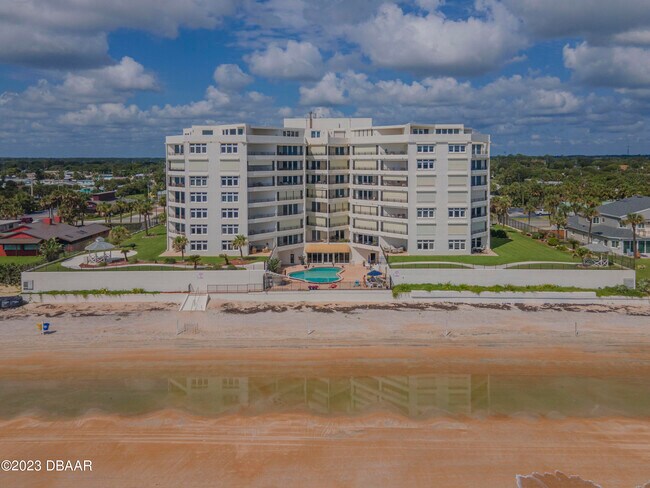 Building Photo - 395 S Atlantic Ave