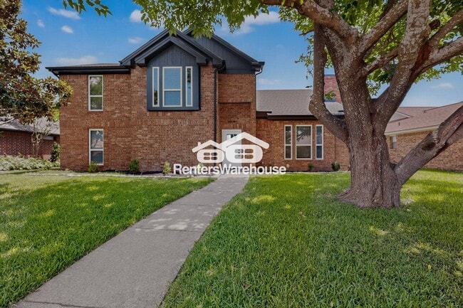 Building Photo - 8008 Cornell Dr