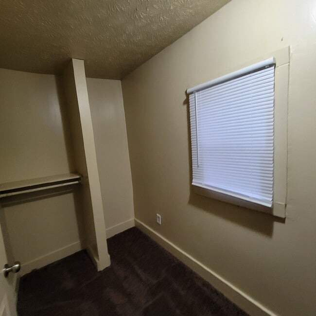 Building Photo - 3BR House near Fountain Square area!