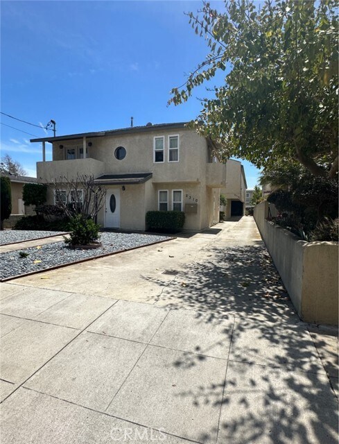 Primary Photo - 2312 Dominguez St