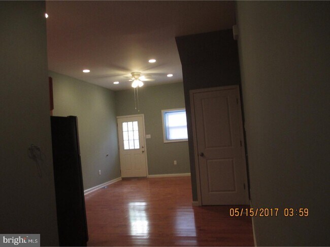 Foto del edificio - 2209 Carpenter St