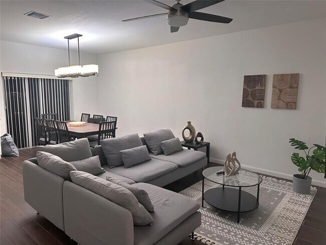 Foto del edificio - 1129 NW 41st Ln