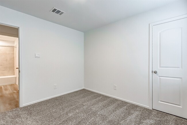 Building Photo - 15056 Ashton Mdws Dr