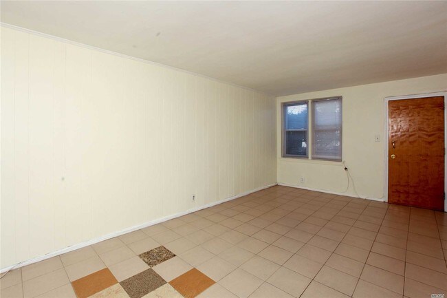 Foto del edificio - 253-30 85th Rd
