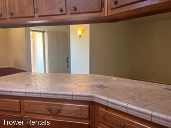 Building Photo - 2 br, 2 bath House - 3732 Springdale