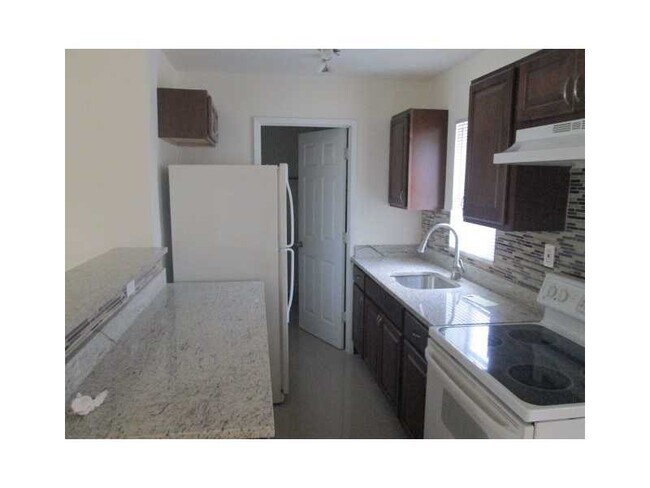Foto del edificio - 1840 NW 33rd Ter