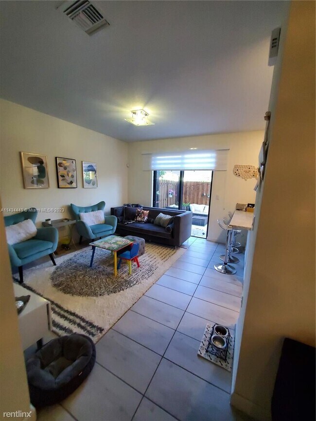 Building Photo - 3 br, 2.5 bath House - 18421 NW 89th Ct