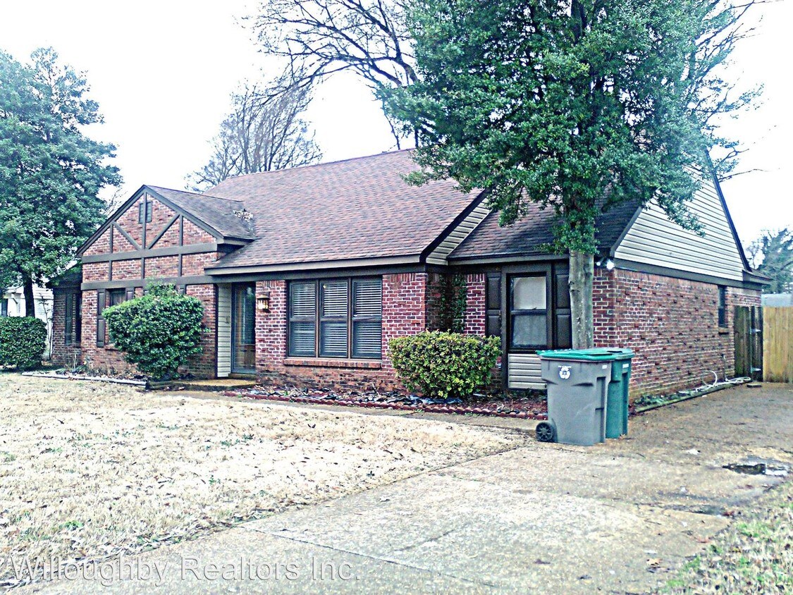 Primary Photo - 3255 Spencer Dr