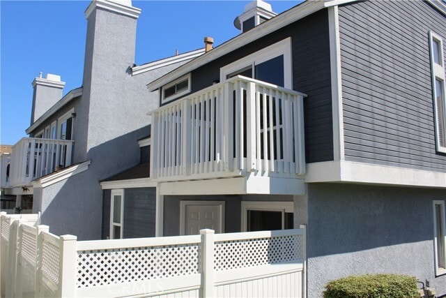 Building Photo - 45 Briarwood