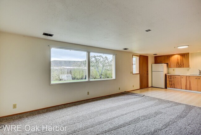 Foto del edificio - 2 br, 1 bath House - 462 SW Fairhaven