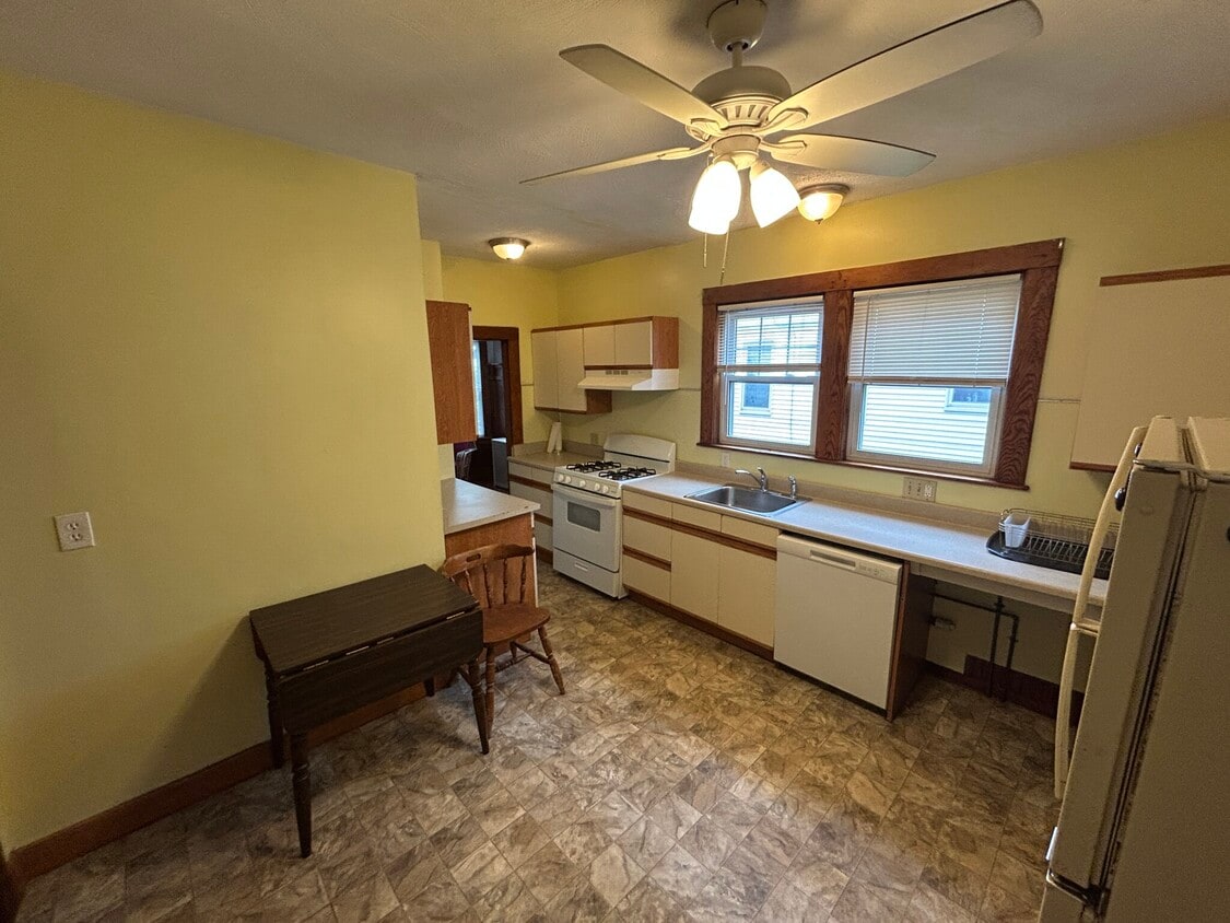 Photo - 59 Quincy St (Medford, MA)