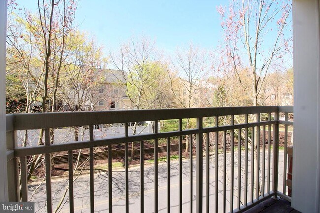 Building Photo - 2791 Centerboro Dr