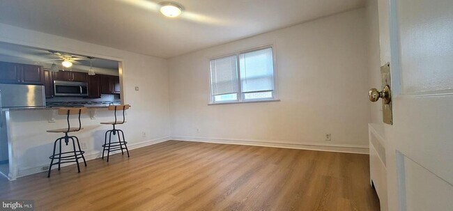 Foto del edificio - 8247 Fayette St