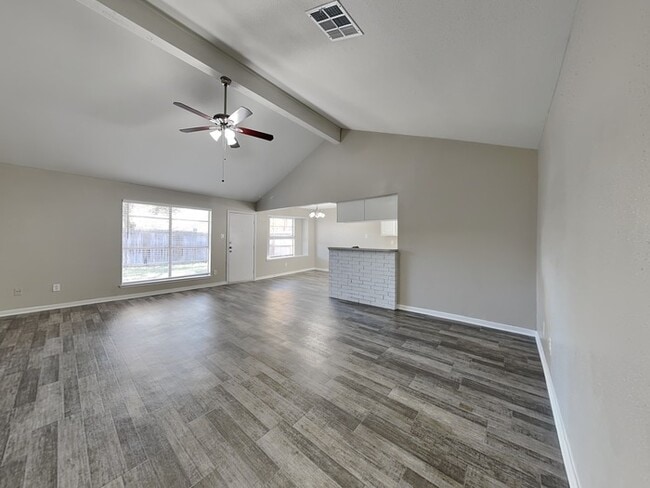 Building Photo - 2307 Romayor Ct