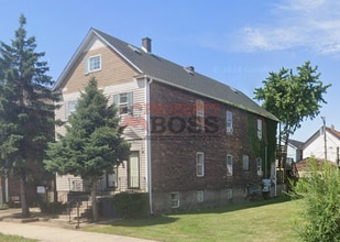 Building Photo - 3826 Butternut St