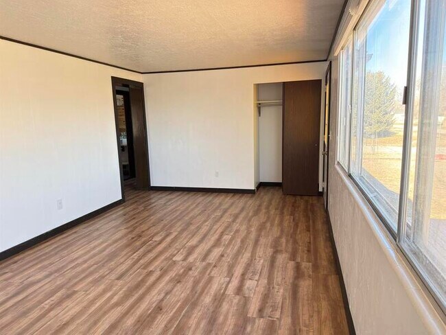 Foto del edificio - 25686 N 9100 W St