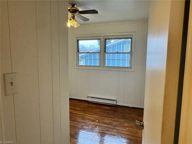 Foto del edificio - 931 Moravia St