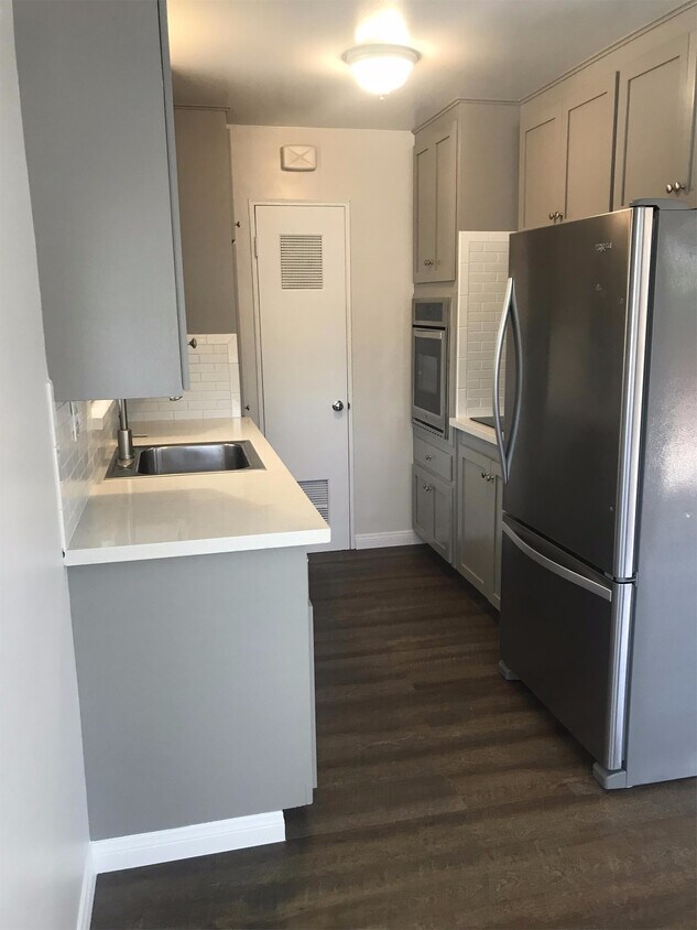 1223 Garden St Unit D, Santa Barbara, CA 93101 Apartment for Rent in