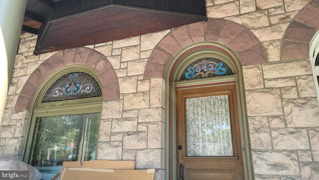 Primary Photo - 843 N 3rd St