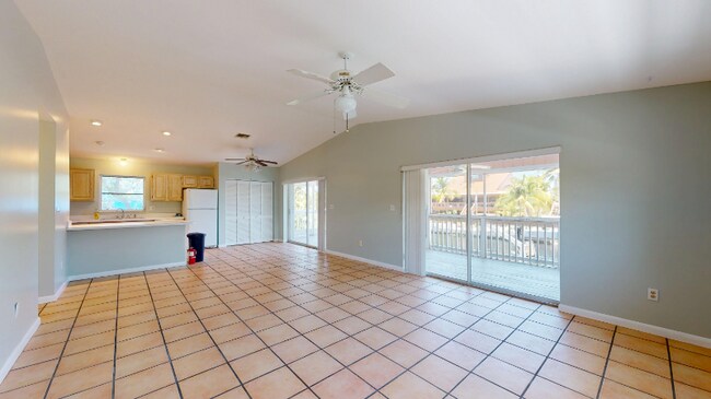Building Photo - 133 W Cahill Ct