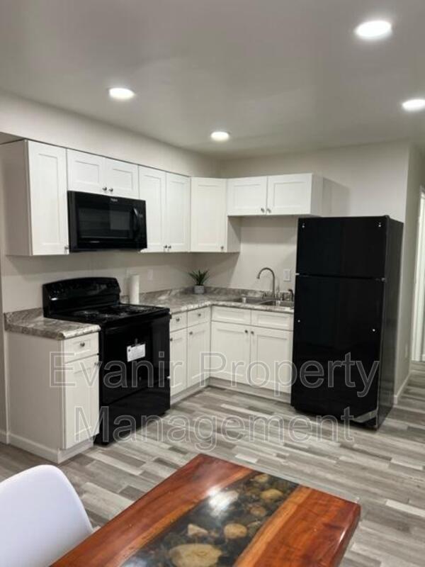 265 Niagara Ave, Dayton, OH 45405 Condo for Rent in Dayton, OH