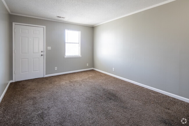 2BR, 1BA - 796SF - Living Room - Central Heights