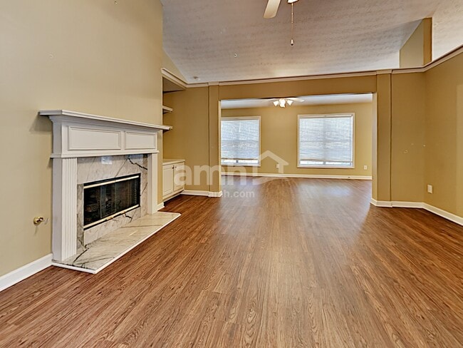 Building Photo - 3301 Freedom Landing NW
