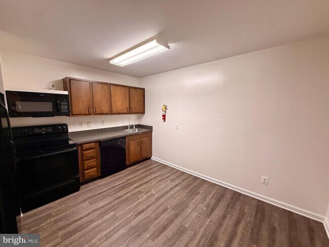 Foto del edificio - 22665 Van Wert Ln