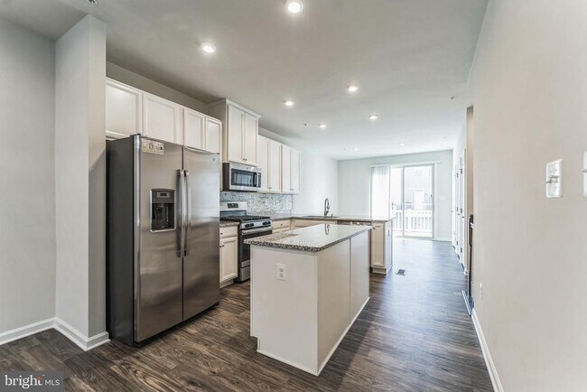 Foto del edificio - 3109 Potters Hill Rd
