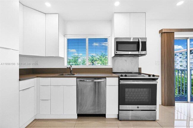 Foto del edificio - 1409 Euclid Ave