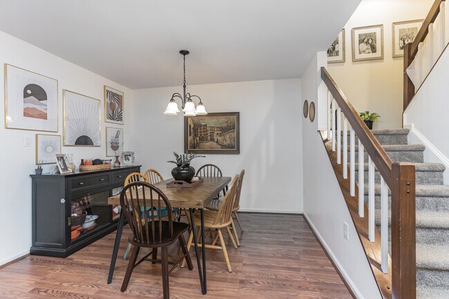 Building Photo - 1041 Trevino Ln