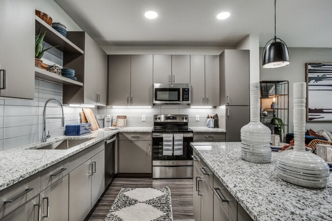 Building Photo - Astra Avery Ranch