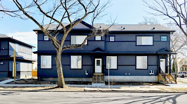 Building Photo - 9207-9117 117 Ave NW