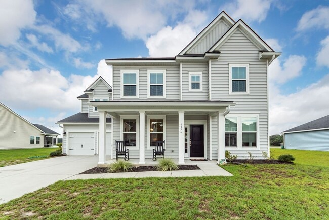 4 Bedroom, 2.5 Bathroom Home in St John's Lake - Johns Island - 4 Bedroom, 2.5 Bathroom Home in St John's Lake - Johns Island