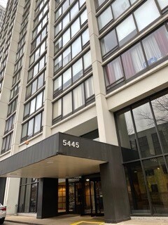 Primary Photo - 5445 N Sheridan Rd
