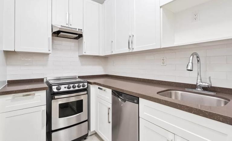 Primary Photo - 2 bedroom in NEW YORK NY 10016