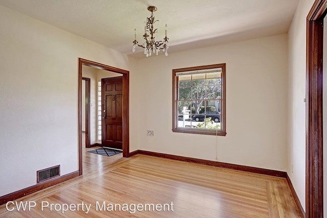 Foto del edificio - 2 br, 1.5 bath House - 1111 San Rafael Street