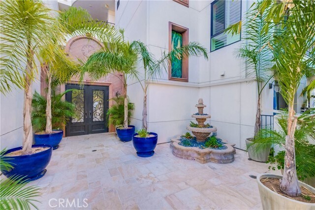 Foto del edificio - 5253 Vantage Ave