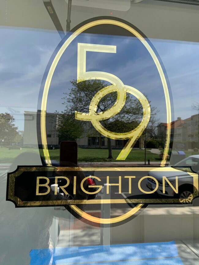 Foto del edificio - 57-61 Brighton Ave