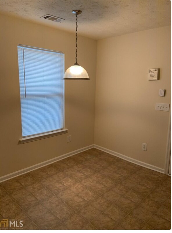 Foto del edificio - 4809 Tuong Yen Ct