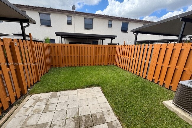 Building Photo - 24970 SW 112th Ct