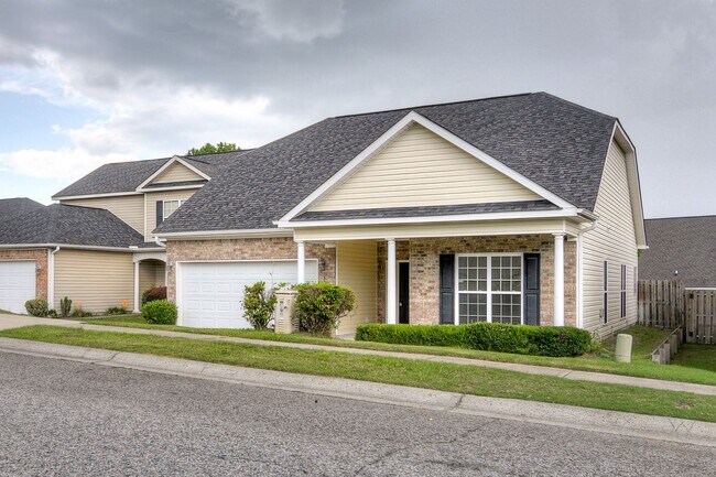 Building Photo - Great 3 Bedroom Ranch