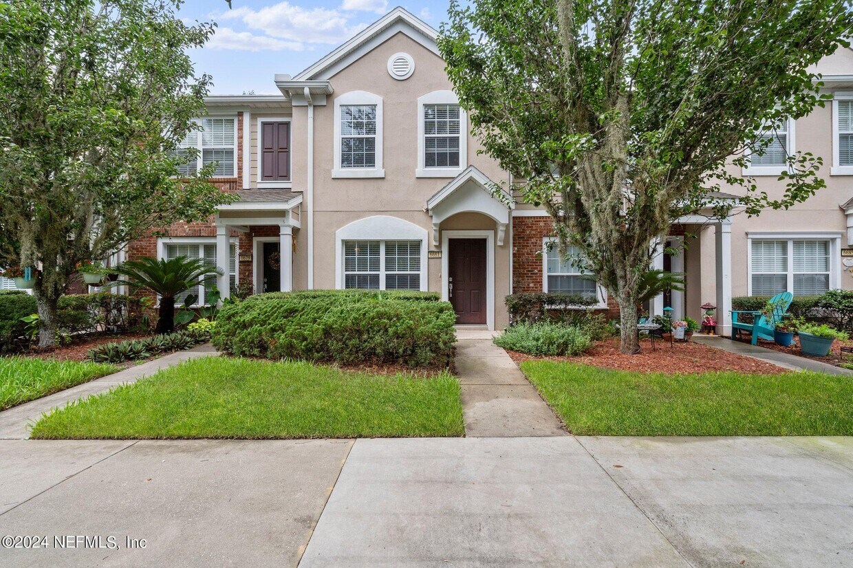 6681 Arching Branch Cir, Jacksonville, FL 32258 Townhome Rentals in