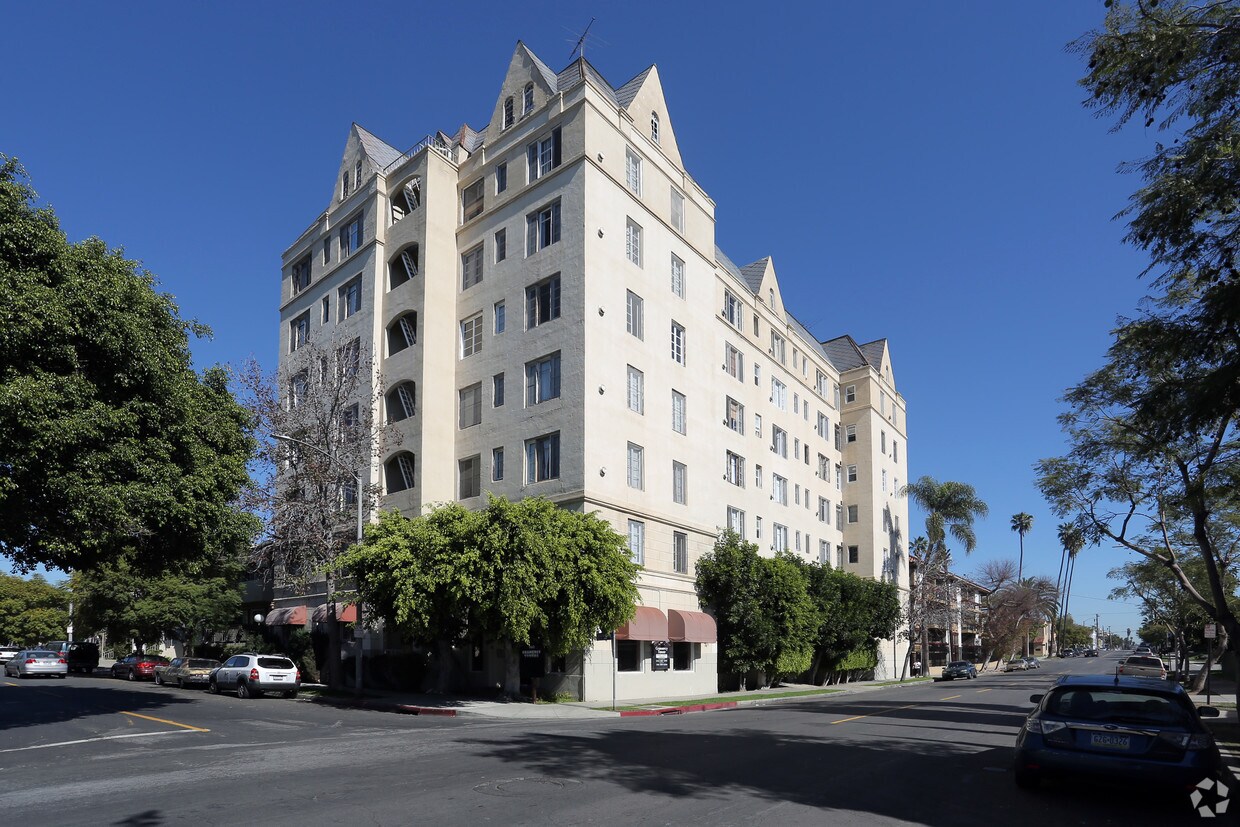Gramercy Tower Apartments 160 S Gramercy Pl Los Angeles, CA