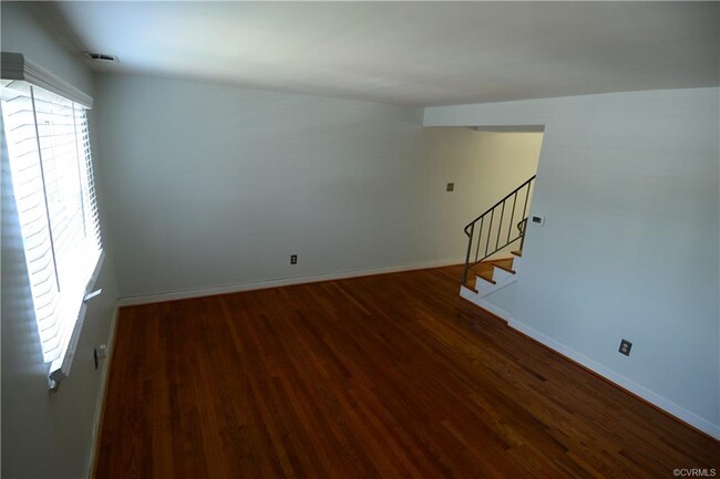 Building Photo - 3109 N Parham Rd