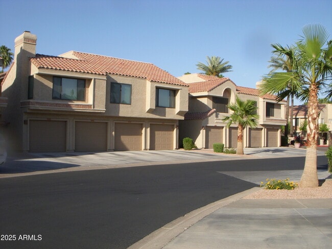 Foto del edificio - 10115 E Mountain View Rd