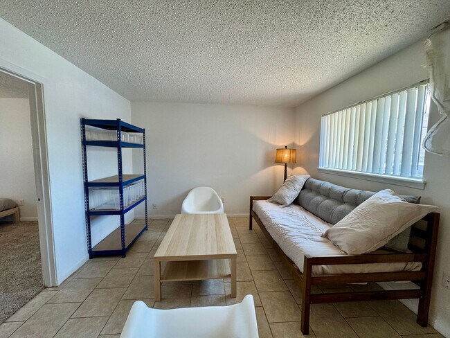 Building Photo - Walk to McMurry University