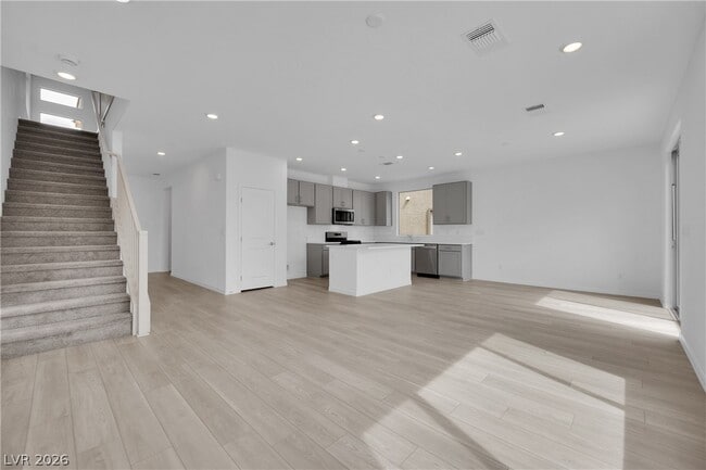 Building Photo - 5925 Obsidian Sky Ave