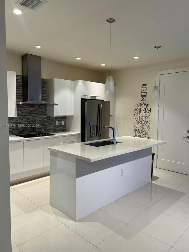 Building Photo - 10422 NW 64th Terrace