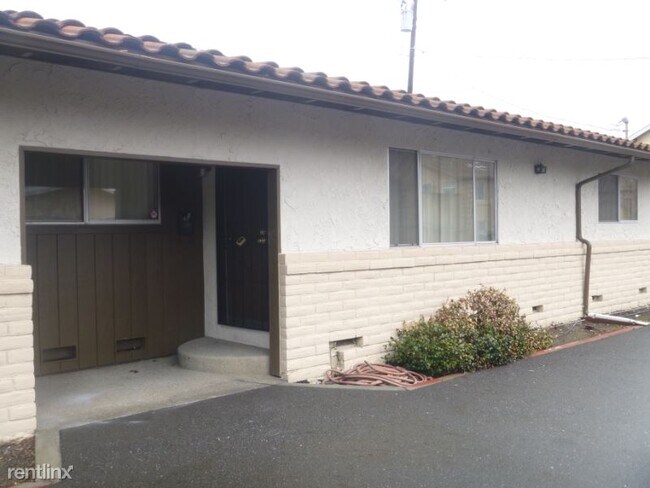 Building Photo - 2 br, 1 bath House - 25940 Gading Road